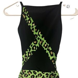 NWOT Adorable Funky Diva spandex workout top
